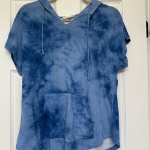 Workshop Republic Clothing Blue Tie- Dye Short Sleeve Sweatshirt